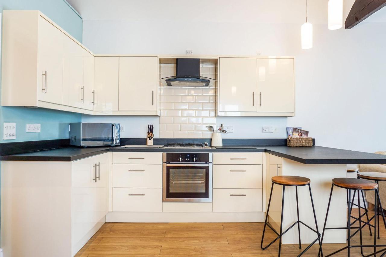 The Beach House - Fully Refurbed March 2024 Oystermouth Esterno foto